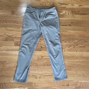 Lululemon Commission Slim-Fit Men’s Size 29 Light Brown (Artifact) Pant